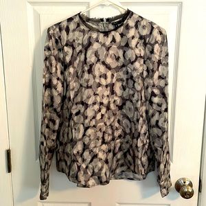 Theory 100% Silk Black and White Floral Longsleeve Blouse